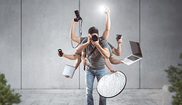 Membangun Karier Content Creator Digital Peluang dan Strategi di Era Baru